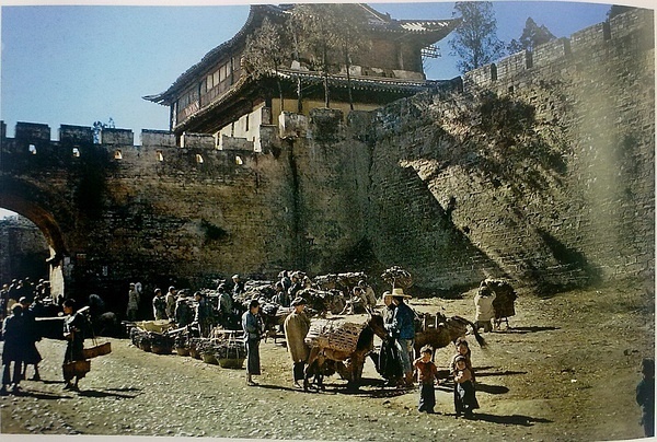 ɻӶԱ1944-1945йɫƬ