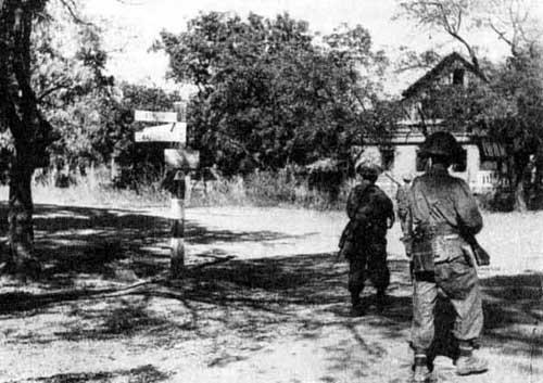 1945꣬飬ʿɨIrrawadyӸվռݵĴ䡣