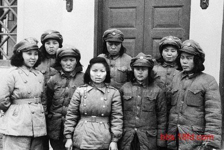 女特务 女特务
